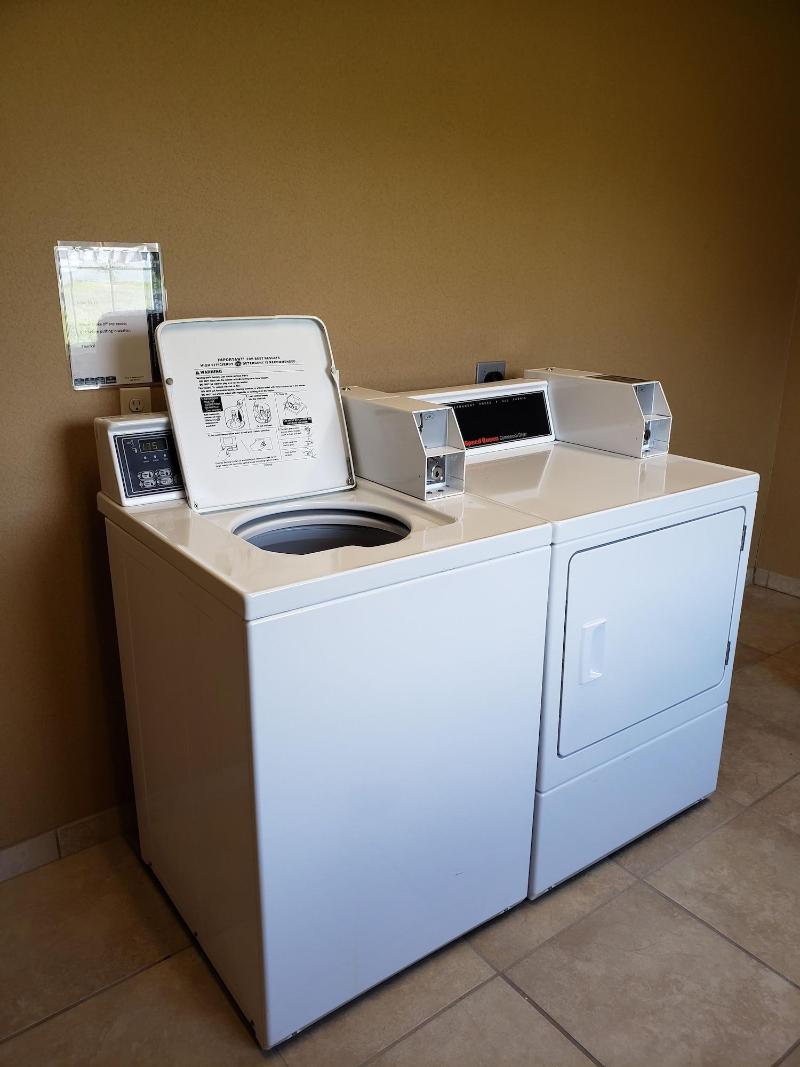 Cobblestone Inn & Suites - Schuyler image