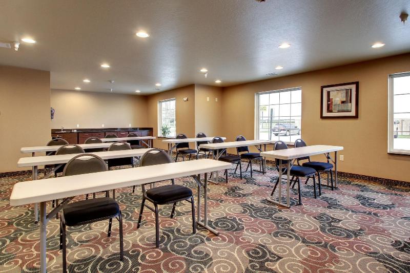 Cobblestone Inn & Suites - Schuyler image