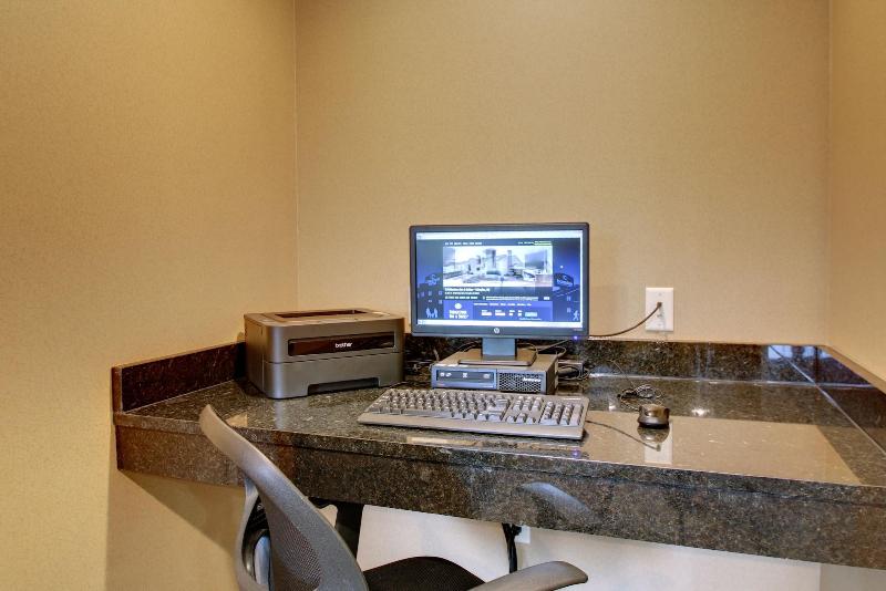 Cobblestone Inn & Suites - Schuyler image