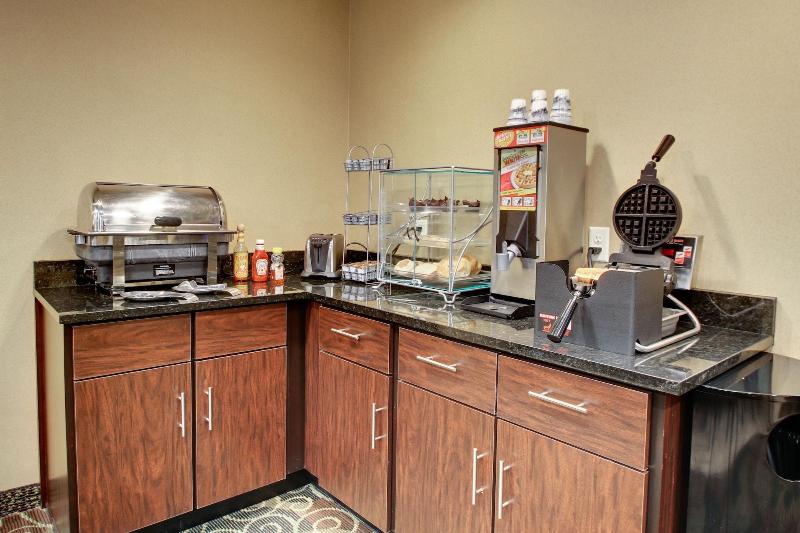 Cobblestone Inn & Suites - Schuyler image 1