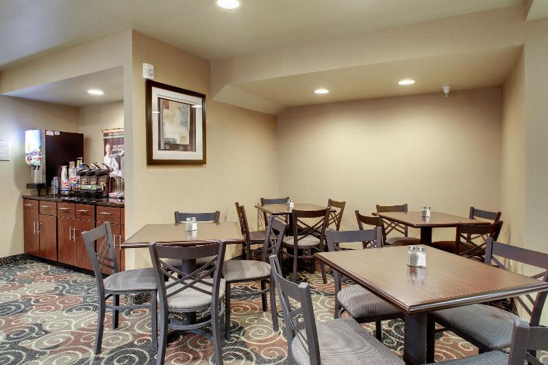 Cobblestone Inn & Suites - Schuyler image 3
