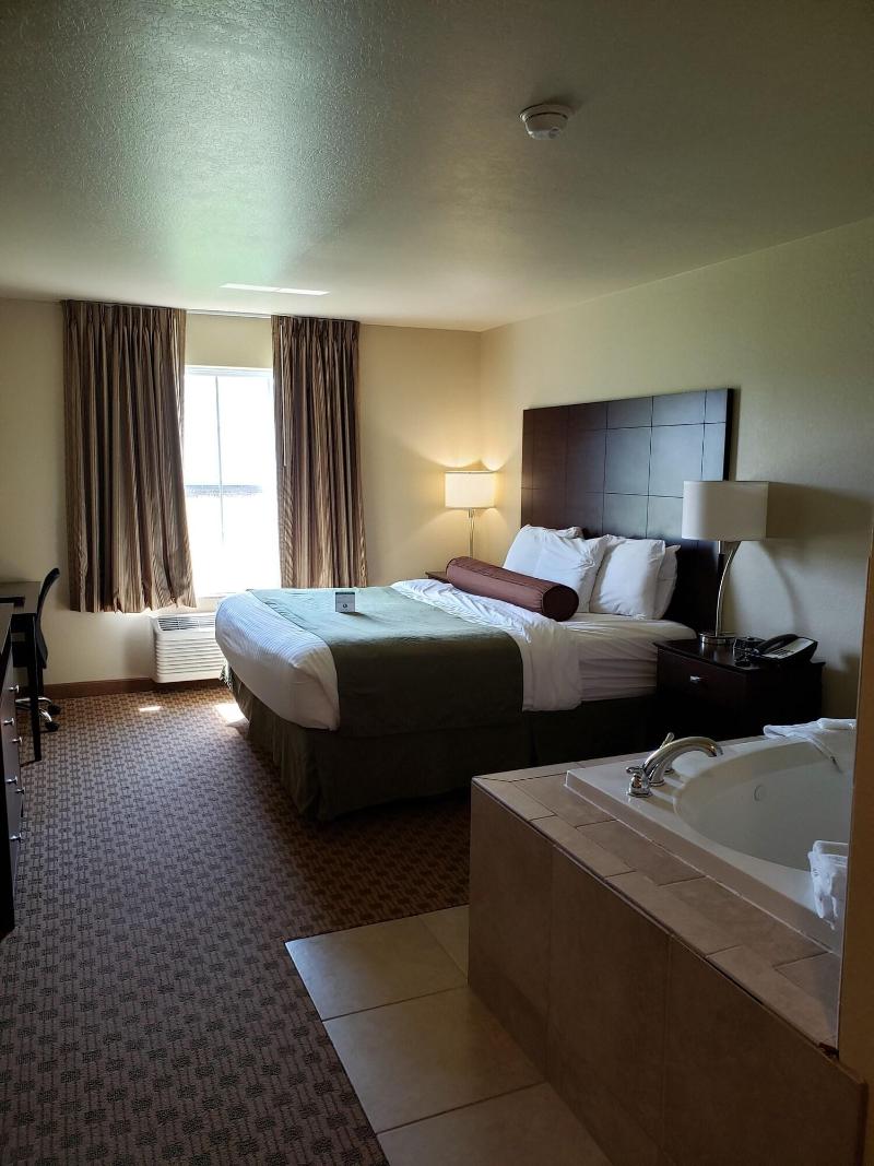 Cobblestone Inn & Suites - Schuyler image