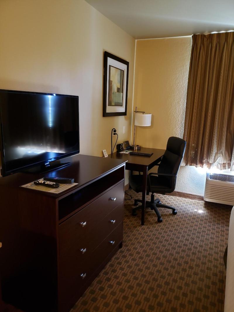Cobblestone Inn & Suites - Schuyler image