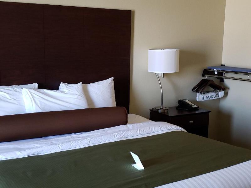 Cobblestone Inn & Suites - Schuyler image