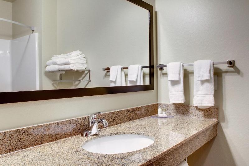 Cobblestone Inn & Suites - Schuyler image 7