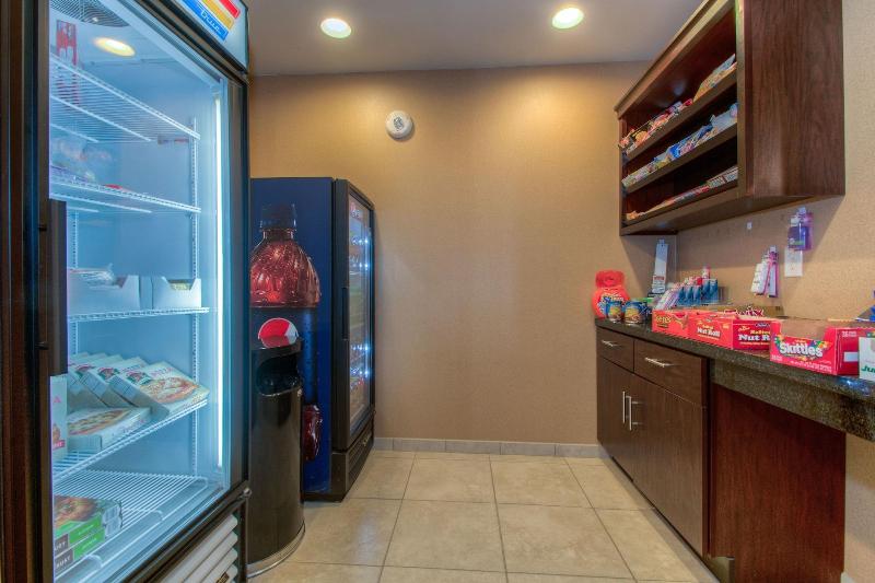 Cobblestone Inn & Suites - Wray image