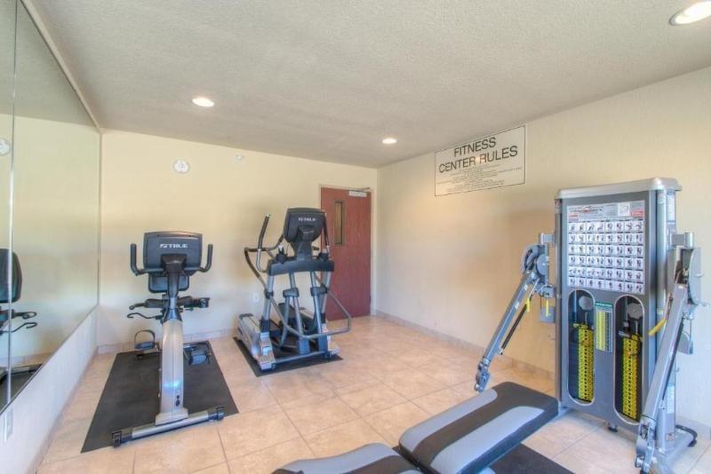 Cobblestone Inn & Suites - Wray image