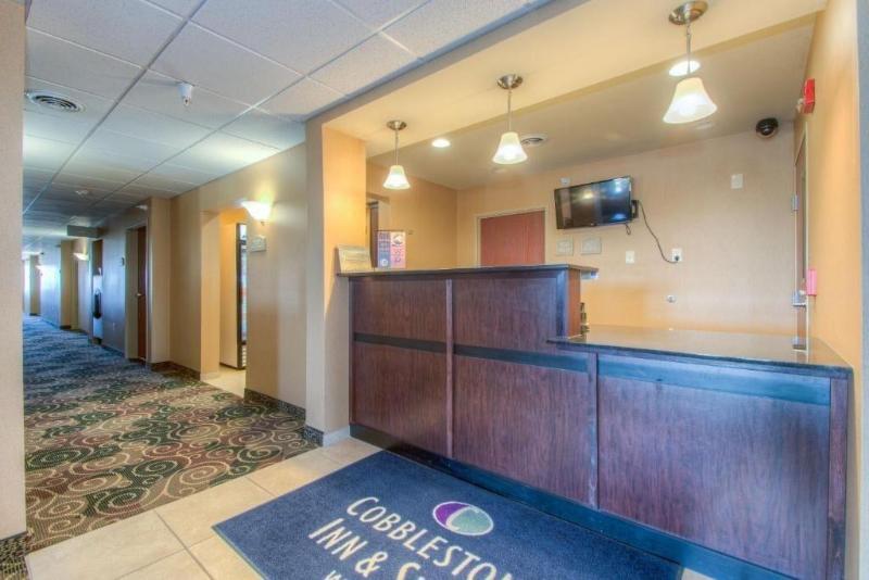 Cobblestone Inn & Suites - Wray image