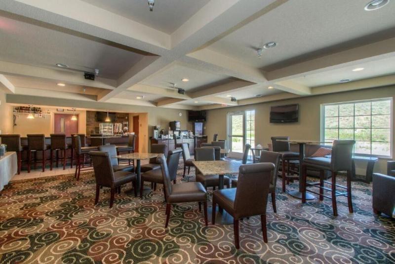 Cobblestone Inn & Suites - Wray image 6
