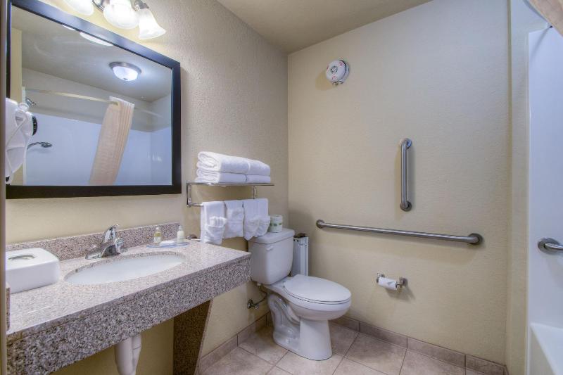 Cobblestone Inn & Suites - Wray image 7