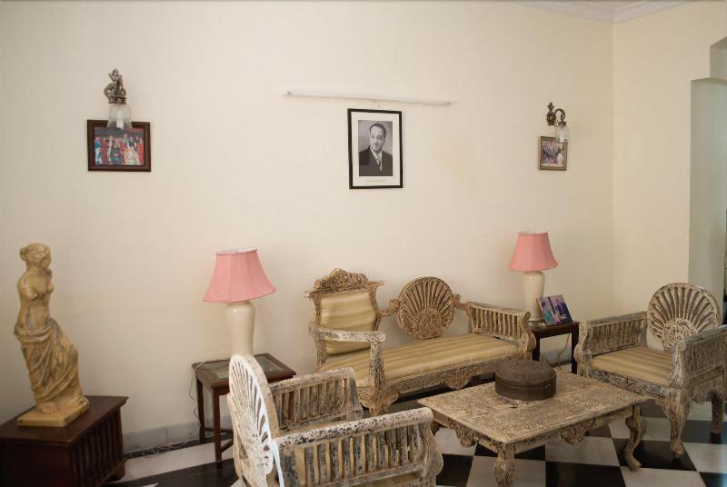 Singrauli Place Heritage Hotel