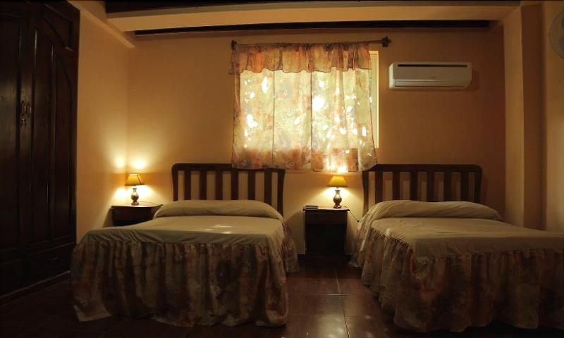Colin's Hotel — photo 4