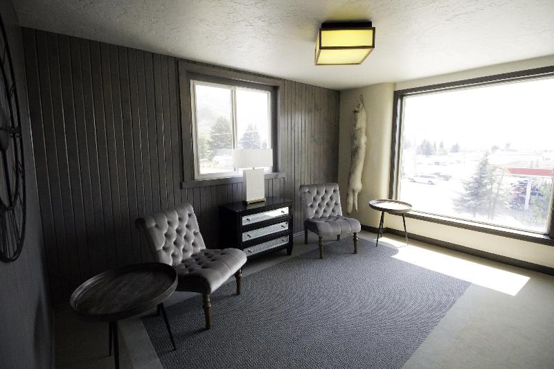 Colter's Lodge image
