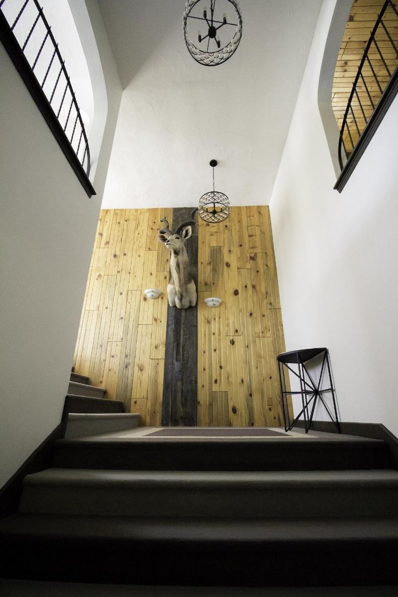 Colter's Lodge image