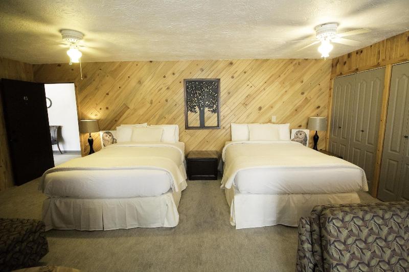 Colter's Lodge image 2
