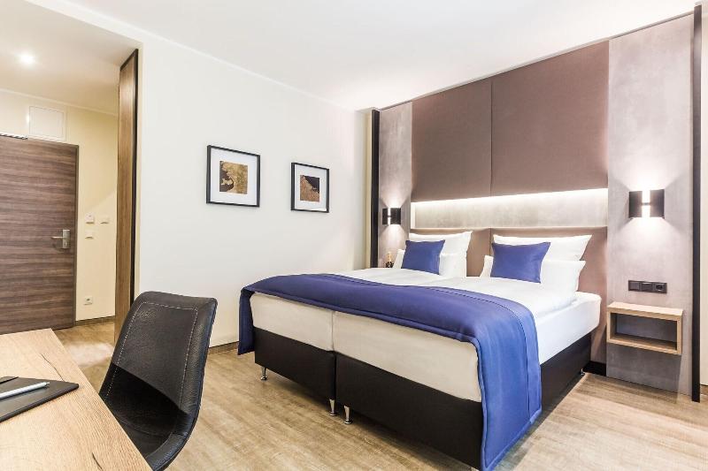 Sky Hotel Cloppenburg image