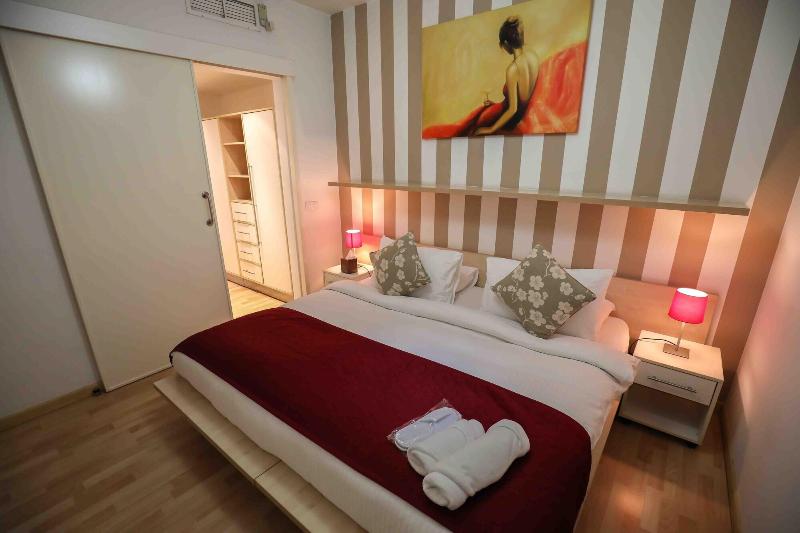 Sky Suites image