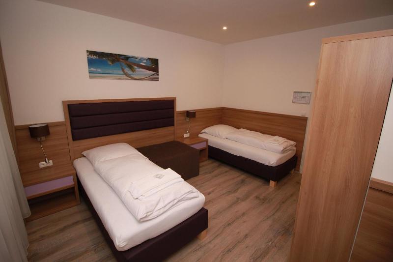 Slamba Hostel Augsburg image