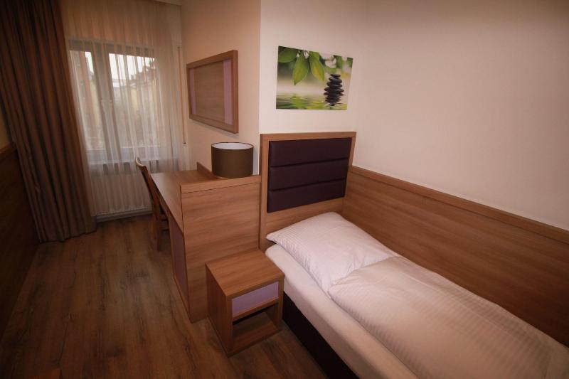 Slamba Hostel Augsburg image
