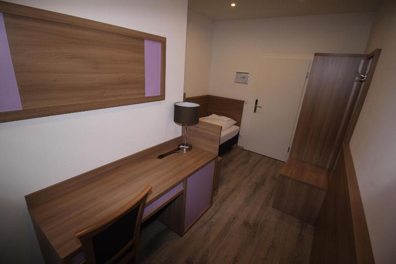 Slamba Hostel Augsburg image