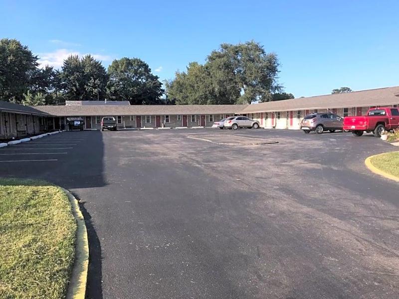 Cooper Motel