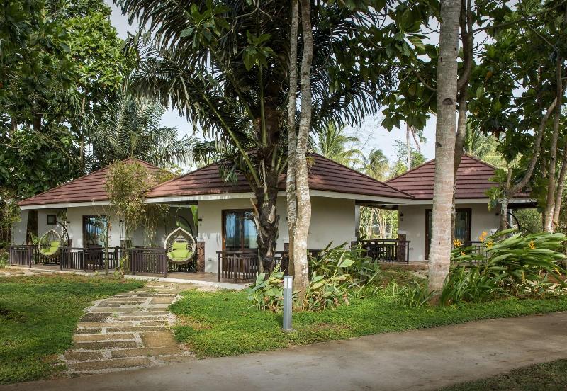 Solina Beach & Nature Resort image
