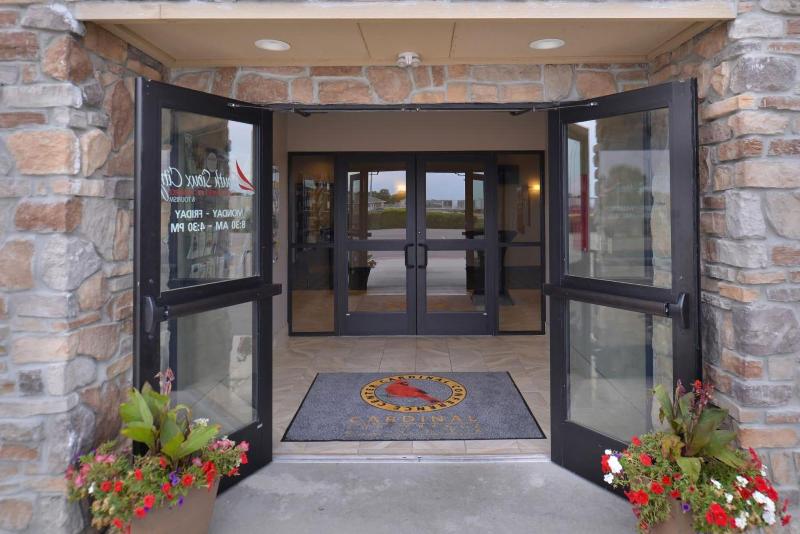 Cottonwood Inn And Conference Center image