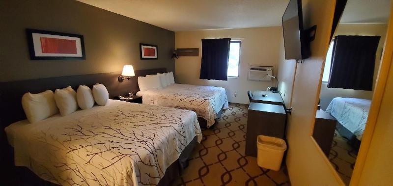 Cottonwood Inn And Conference Center image