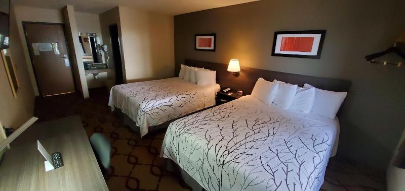 Cottonwood Inn And Conference Center image