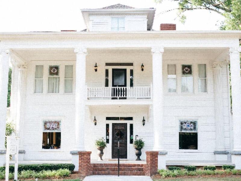 Sparrow Hill Inn image