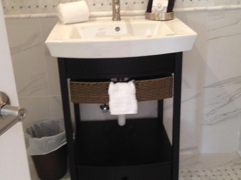 Sparrow Hill Inn image