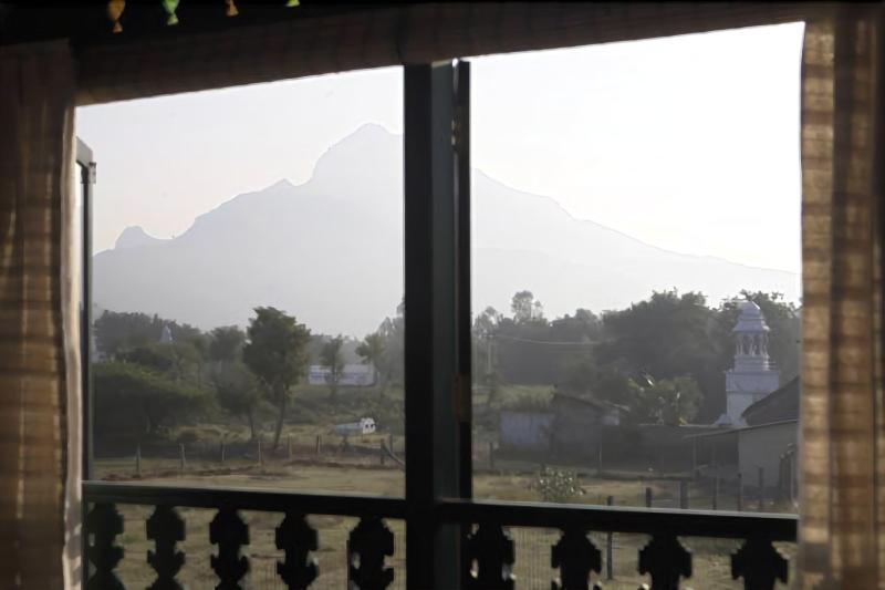 Sparsa Thiruvannamalai image