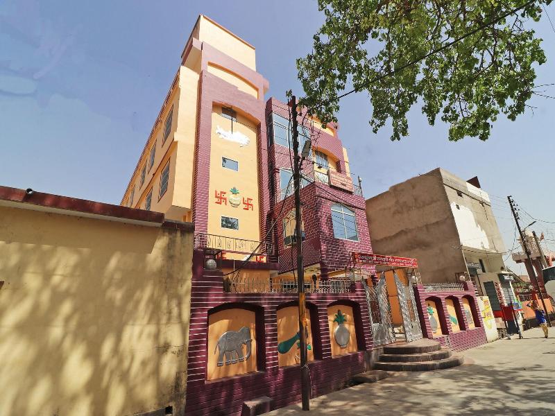 Spot On 38000 Vaidehi Bhawan