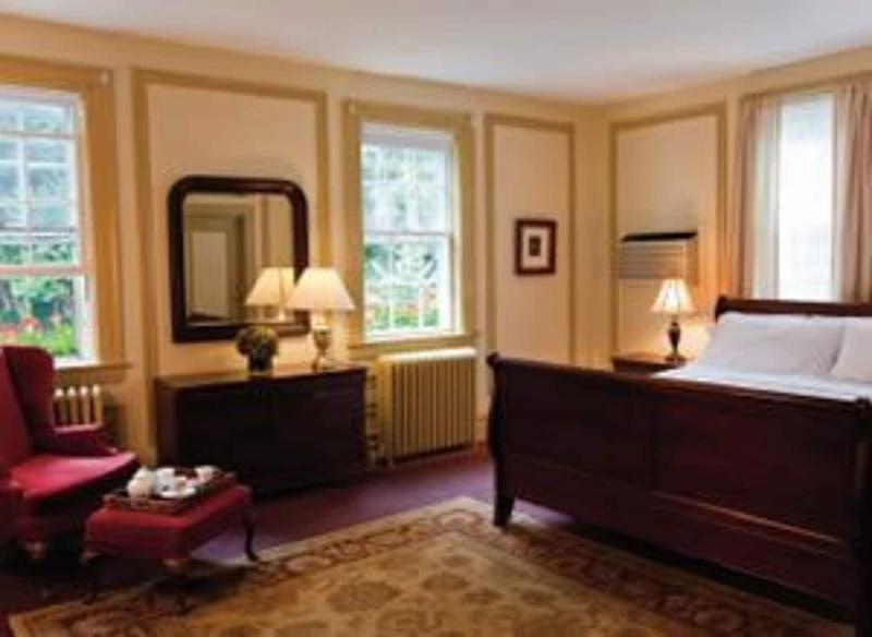 Crabtree's Kittle House Restaurant & Inn image