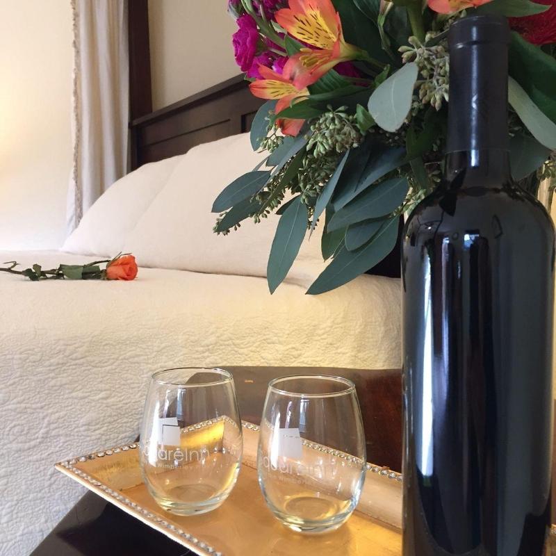 Square Inn image