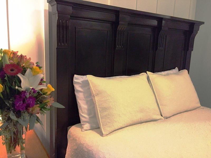Square Inn image