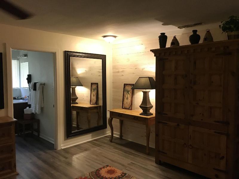 Square Inn image