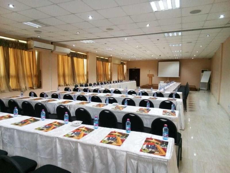 Crismon Hotel image