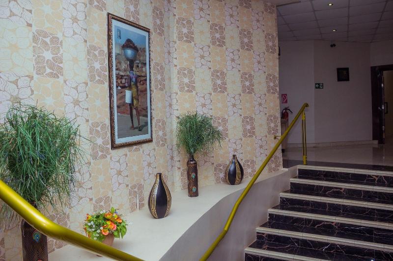Crismon Hotel image