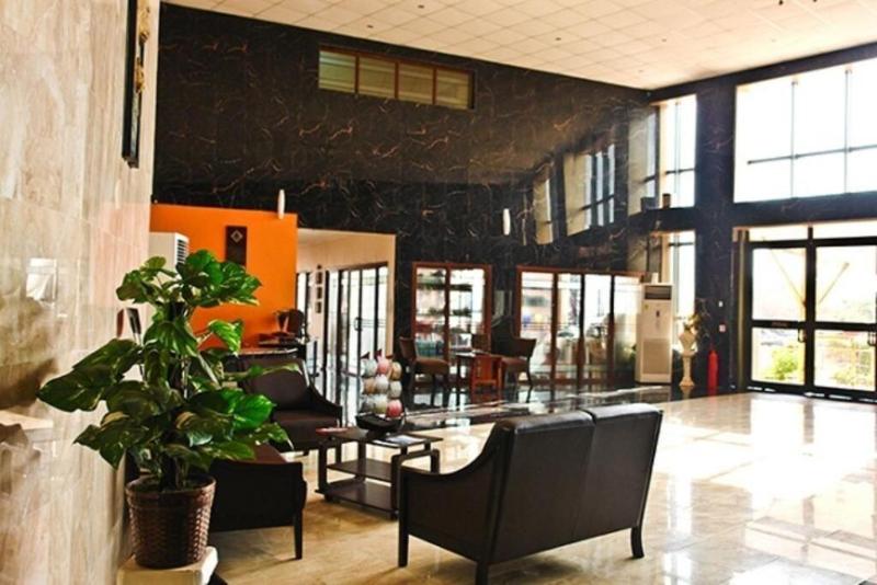 Crismon Hotel image