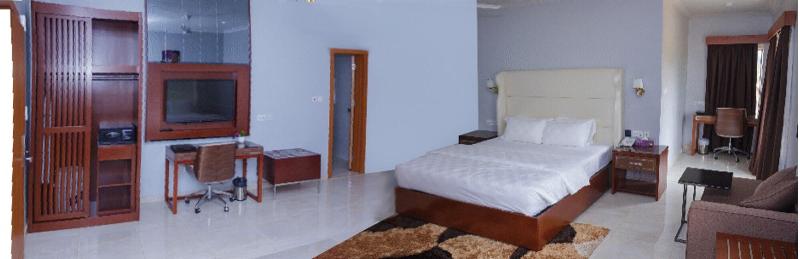 Crismon Hotel image