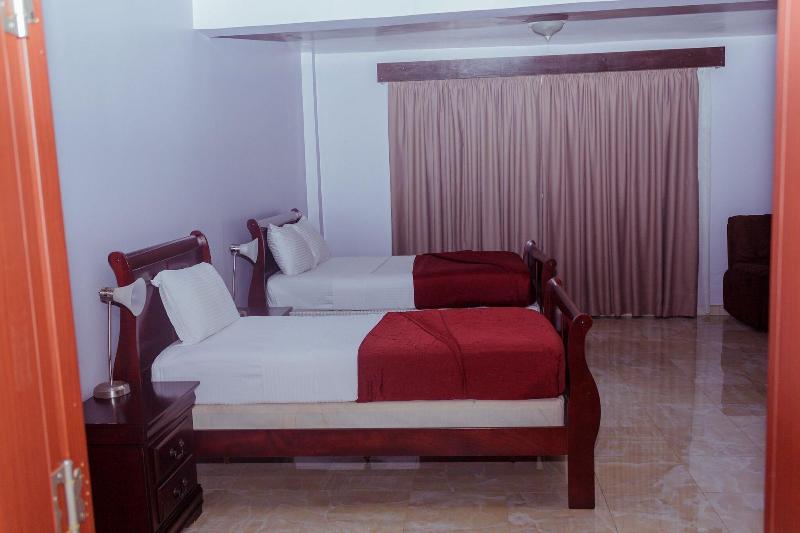 Crismon Hotel image