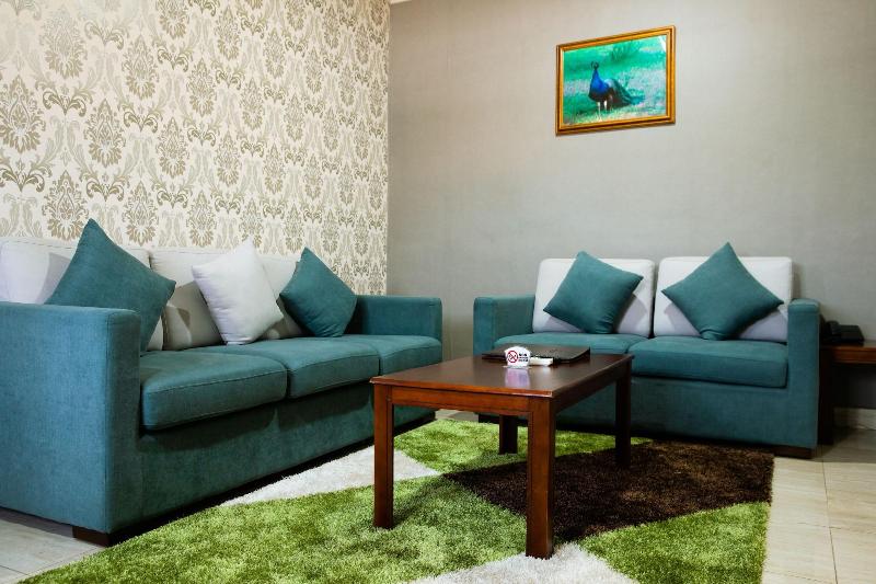 Crismon Hotel image