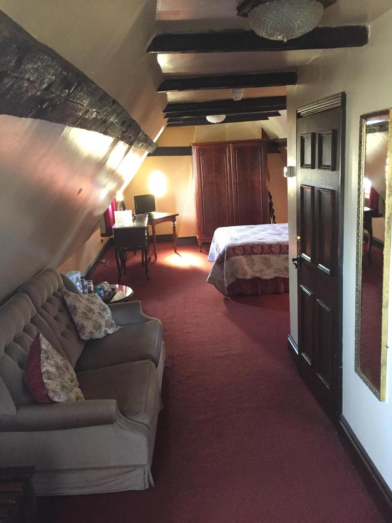 Cross Keys Hotel image