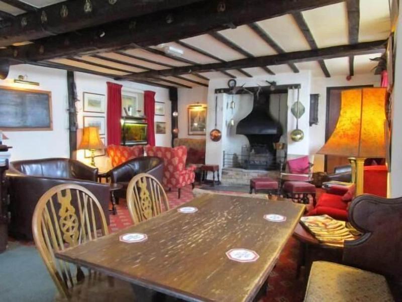 Cross Keys Hotel image