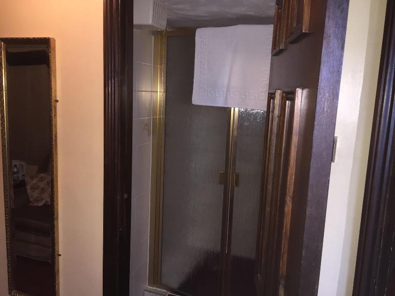 Cross Keys Hotel image