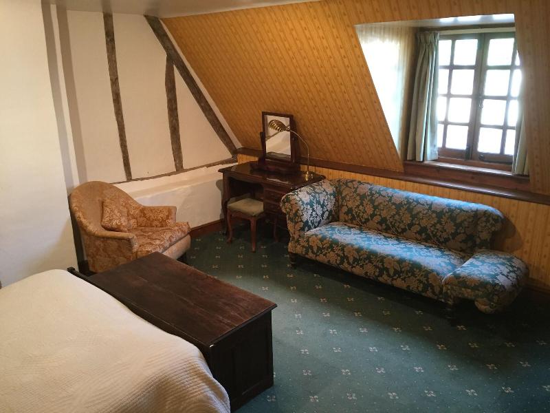 Cross Keys Hotel image