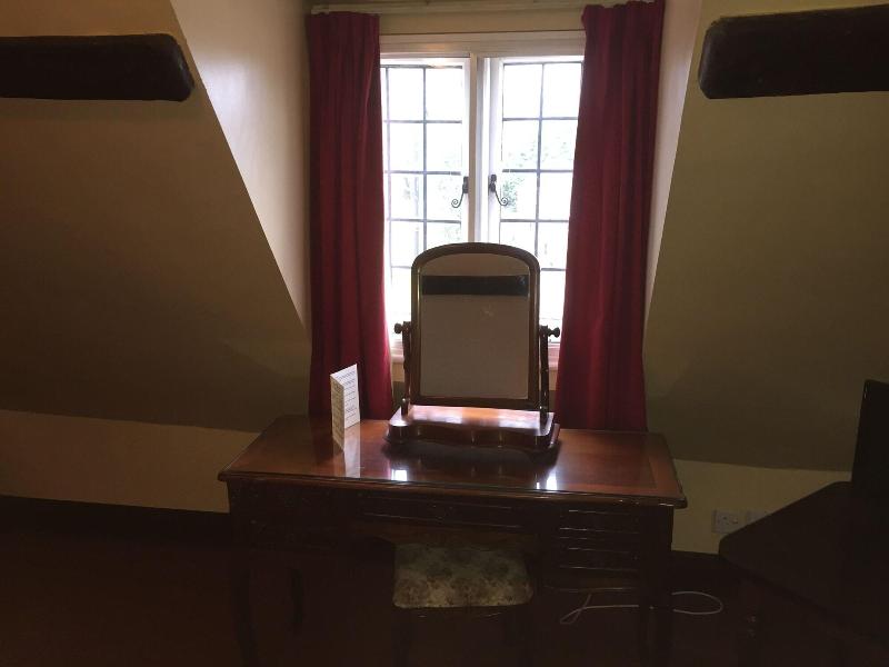 Cross Keys Hotel image