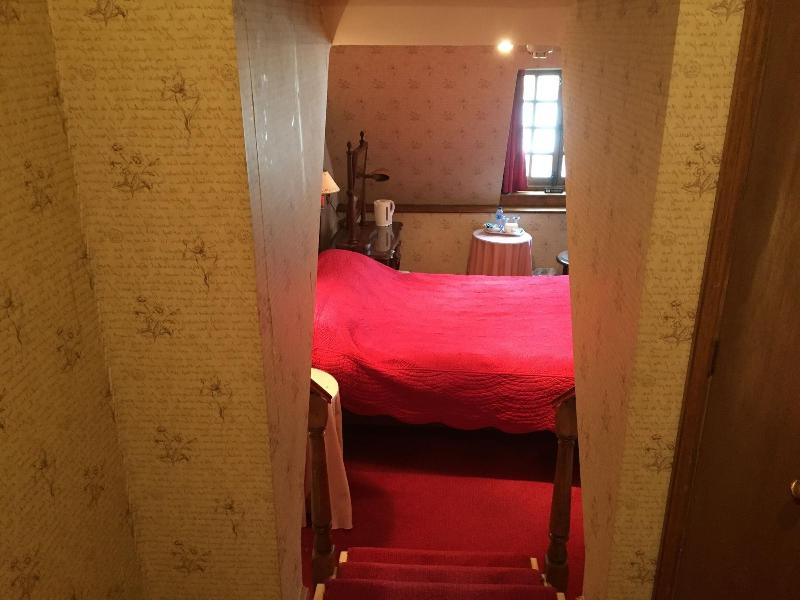 Cross Keys Hotel image
