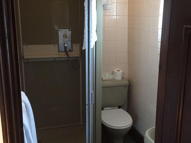 Cross Keys Hotel image